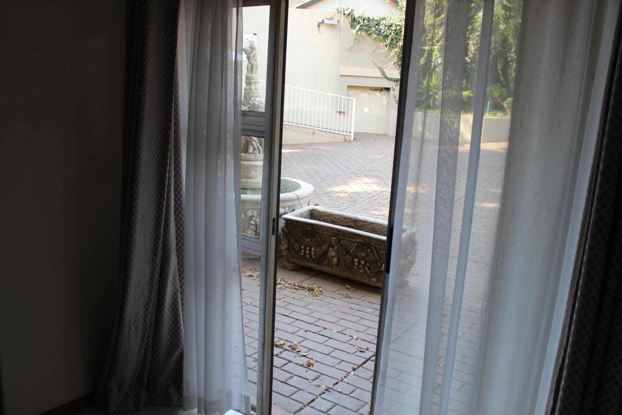 פרטוריה Purple Olive Guest House מראה חיצוני תמונה