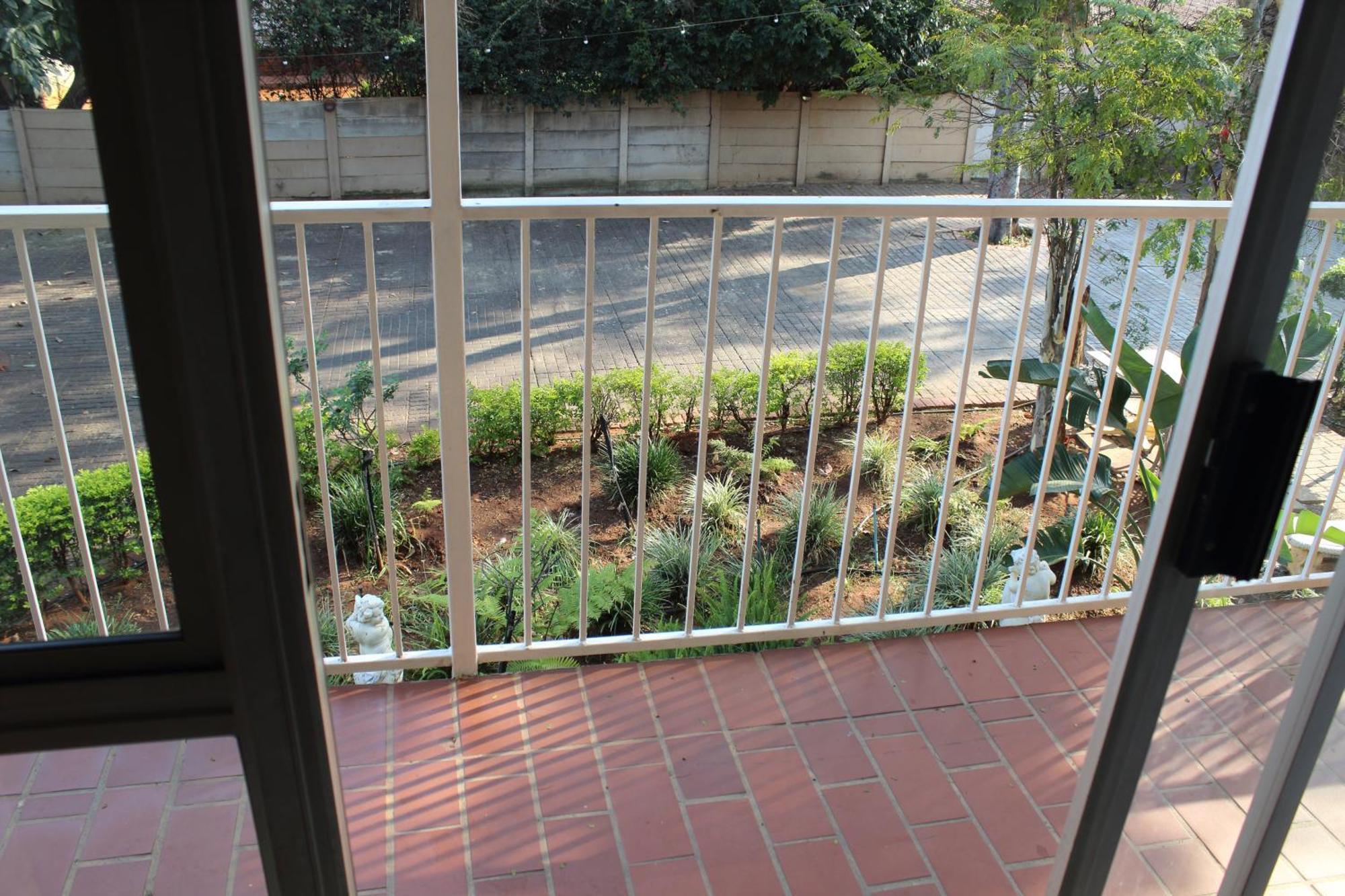 פרטוריה Purple Olive Guest House מראה חיצוני תמונה