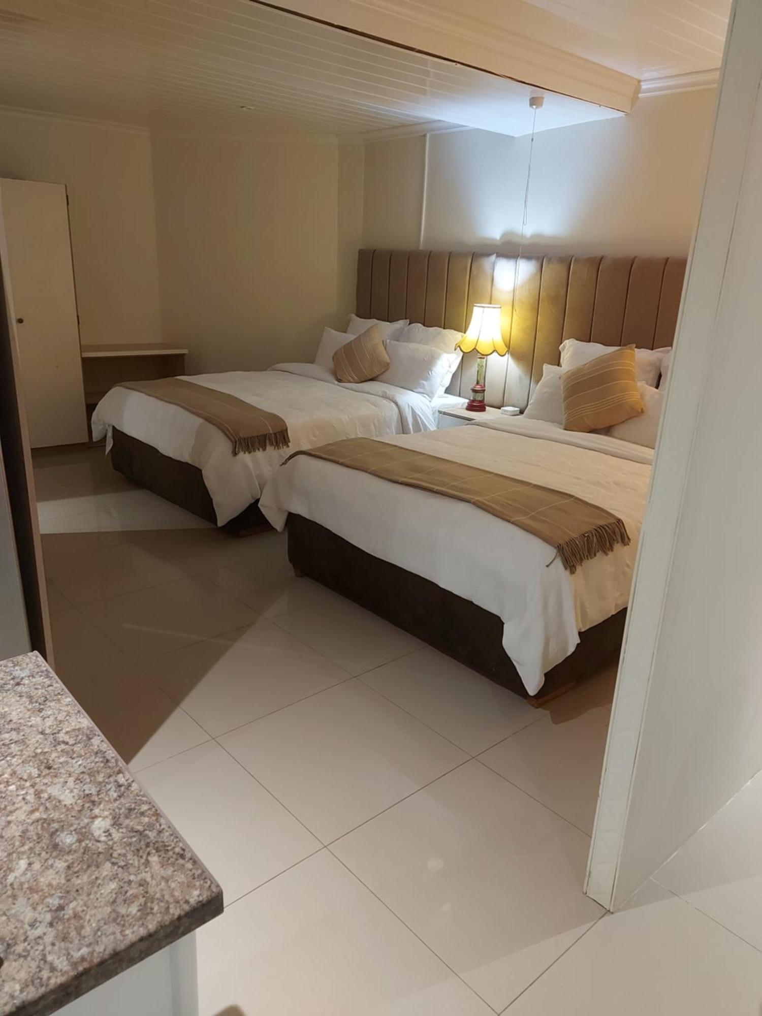 פרטוריה Purple Olive Guest House מראה חיצוני תמונה