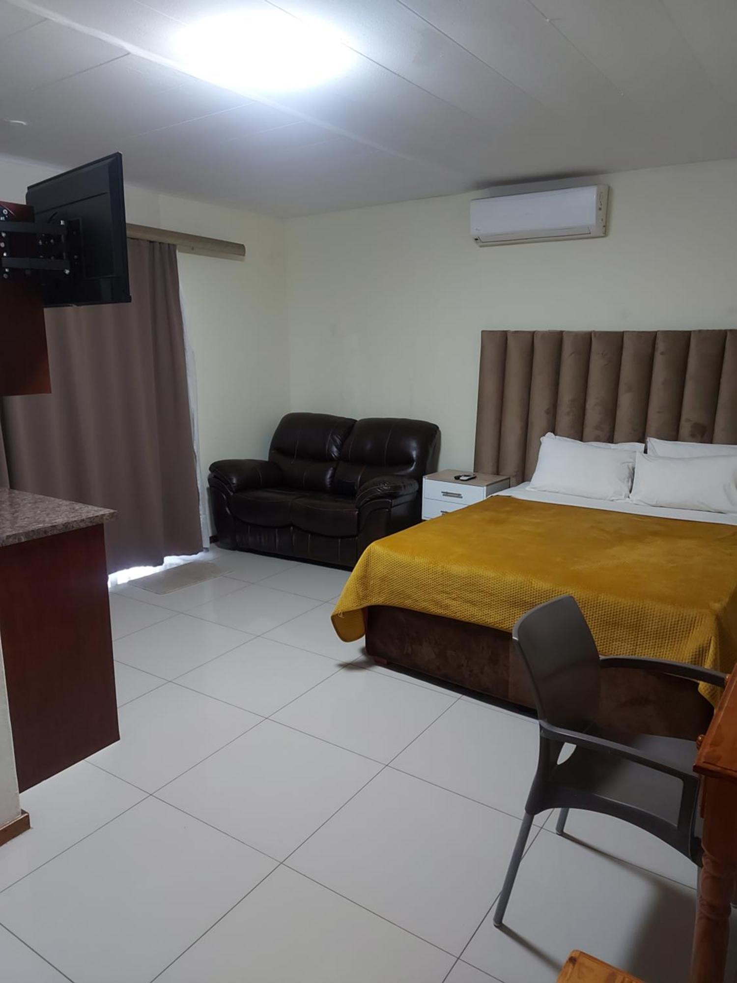פרטוריה Purple Olive Guest House מראה חיצוני תמונה